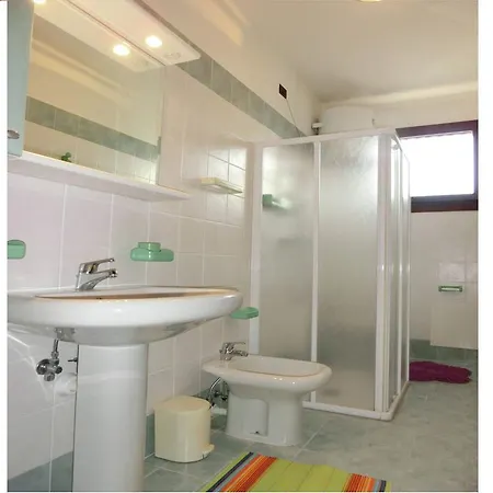 Villaggio Lindy B
