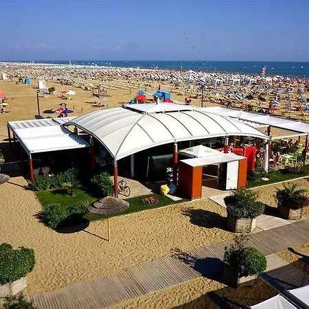 Villaggio Lindy B 아파트 *